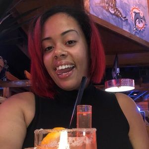 Meet your Posher, Bianca